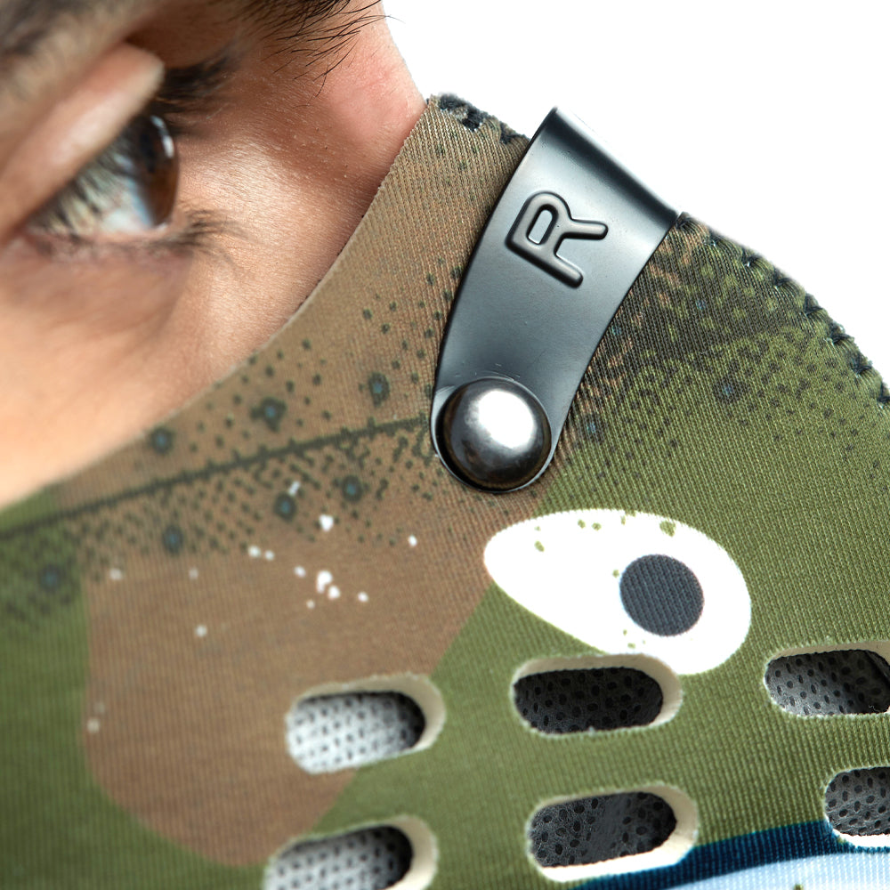 Adjustable metal nose clip on P40 shark tooth RZ M1 Neoprene mask shell