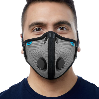 Front view of man wearing titanium RZ M2.5 Mesh face mask